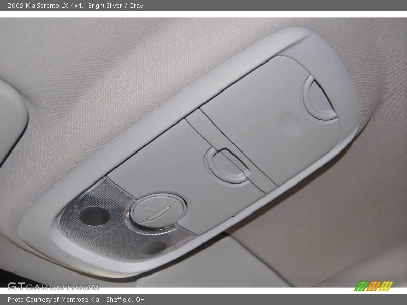 Bright Silver / Gray 2009 Kia Sorento LX 4x4