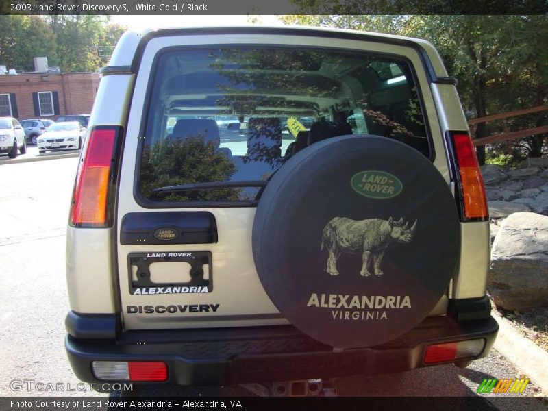 White Gold / Black 2003 Land Rover Discovery S