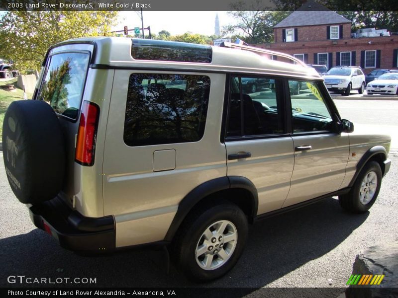 White Gold / Black 2003 Land Rover Discovery S