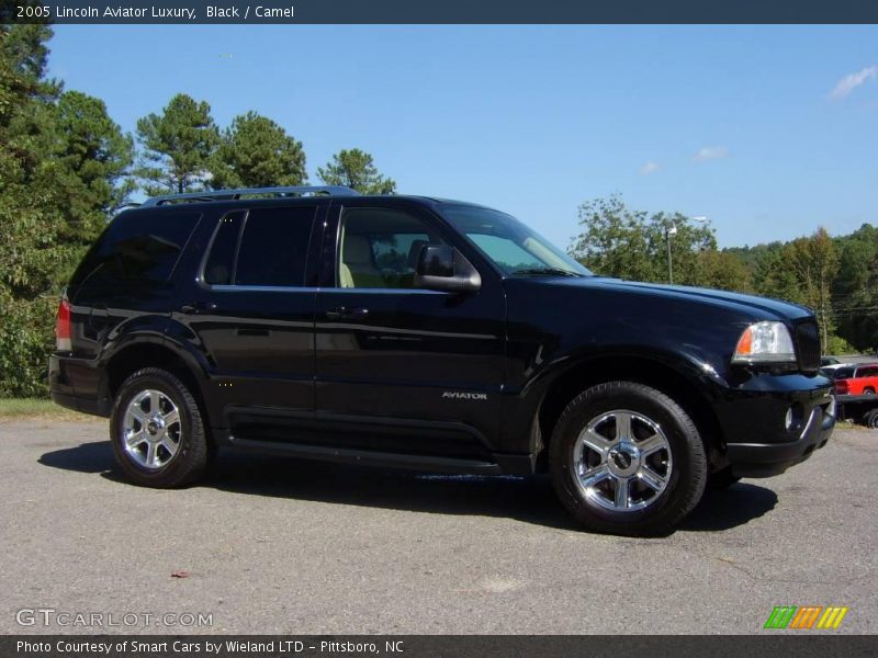 Black / Camel 2005 Lincoln Aviator Luxury