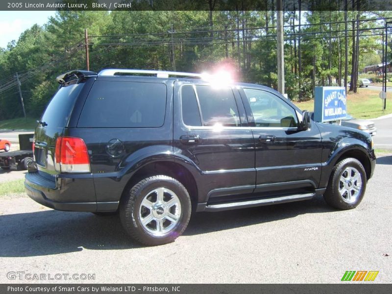Black / Camel 2005 Lincoln Aviator Luxury