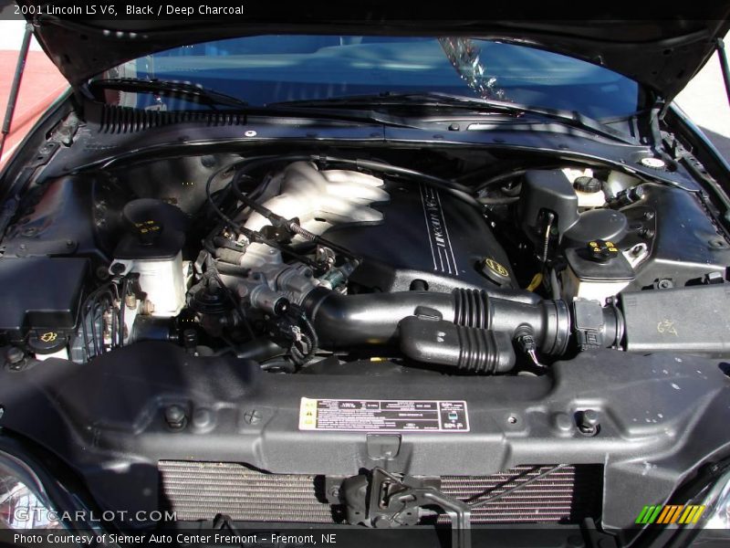 Black / Deep Charcoal 2001 Lincoln LS V6