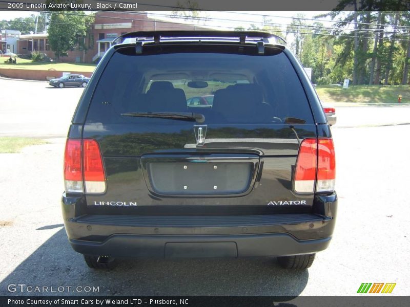 Black / Camel 2005 Lincoln Aviator Luxury