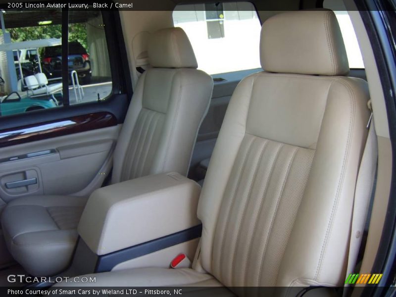 Black / Camel 2005 Lincoln Aviator Luxury