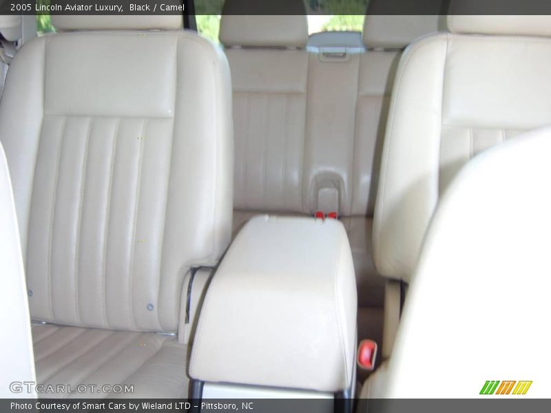 Black / Camel 2005 Lincoln Aviator Luxury