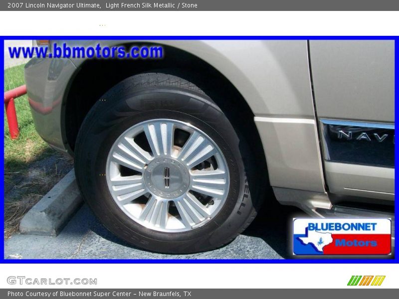 Light French Silk Metallic / Stone 2007 Lincoln Navigator Ultimate