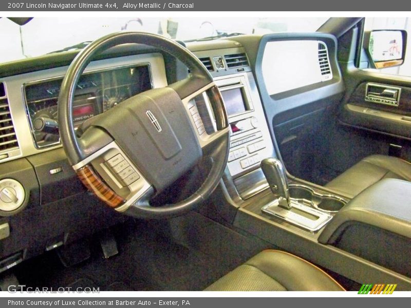Alloy Metallic / Charcoal 2007 Lincoln Navigator Ultimate 4x4