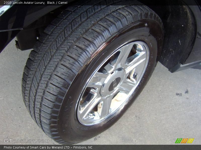 Black / Camel 2005 Lincoln Aviator Luxury