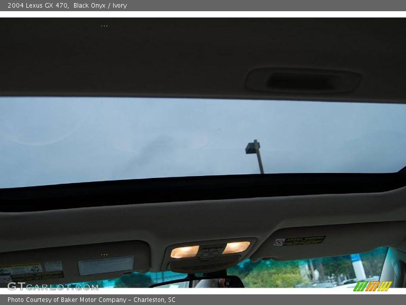 Black Onyx / Ivory 2004 Lexus GX 470