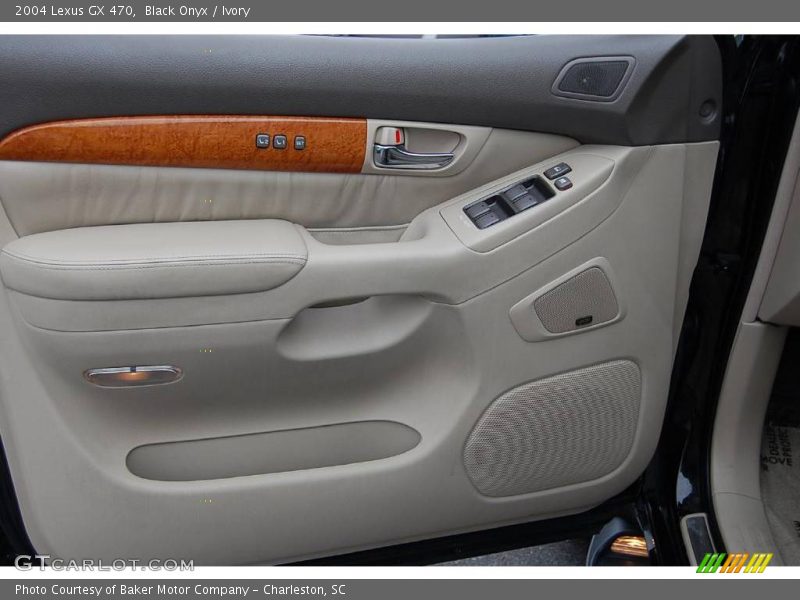 Black Onyx / Ivory 2004 Lexus GX 470