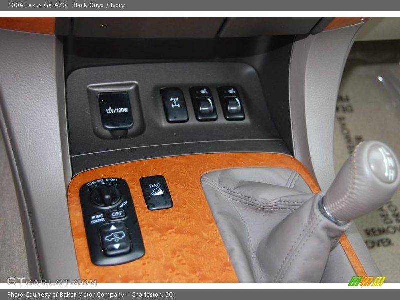 Black Onyx / Ivory 2004 Lexus GX 470