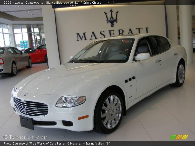 Bianco Eldorado (White) / Grigio Chiaro 2006 Maserati Quattroporte