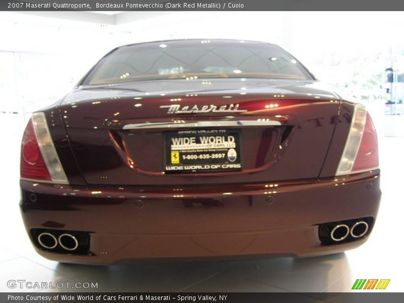 Bordeaux Pontevecchio (Dark Red Metallic) / Cuoio 2007 Maserati Quattroporte