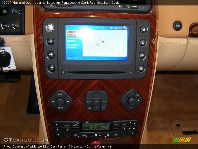 Bordeaux Pontevecchio (Dark Red Metallic) / Cuoio 2007 Maserati Quattroporte