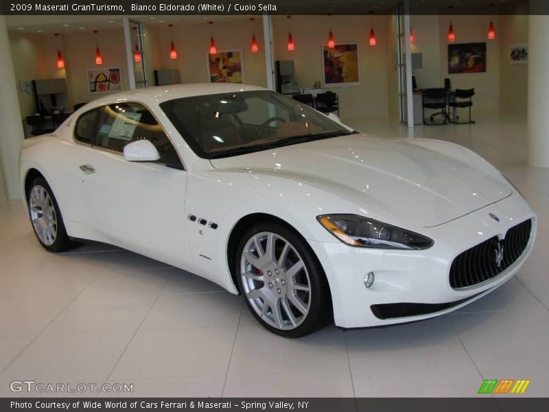 Bianco Eldorado (White) / Cuoio Sella 2009 Maserati GranTurismo