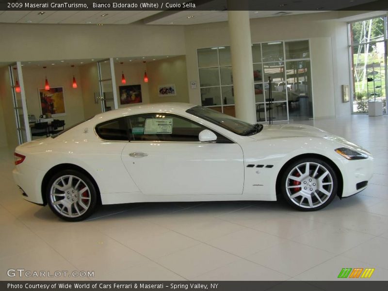 Bianco Eldorado (White) / Cuoio Sella 2009 Maserati GranTurismo