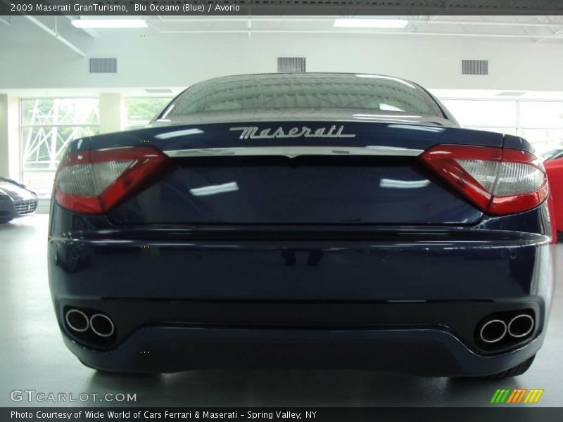 Blu Oceano (Blue) / Avorio 2009 Maserati GranTurismo