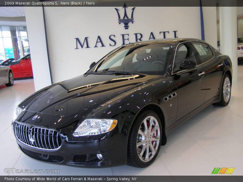Nero (Black) / Nero 2009 Maserati Quattroporte S