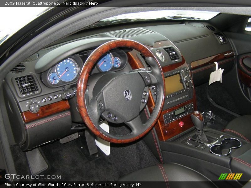 Nero (Black) / Nero 2009 Maserati Quattroporte S