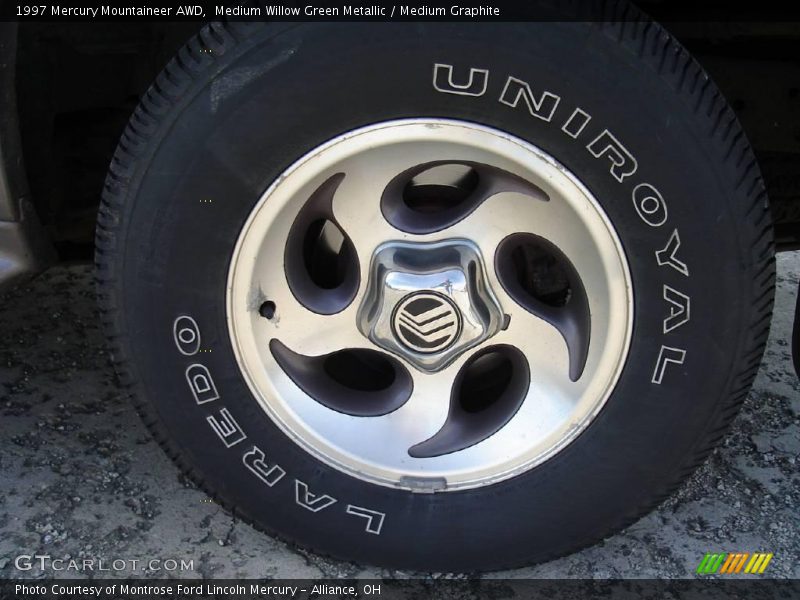 Medium Willow Green Metallic / Medium Graphite 1997 Mercury Mountaineer AWD