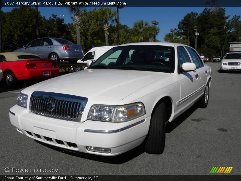 Vibrant White / Medium Light Stone 2007 Mercury Grand Marquis LS