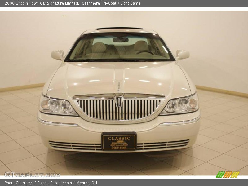 Cashmere Tri-Coat / Light Camel 2006 Lincoln Town Car Signature Limited