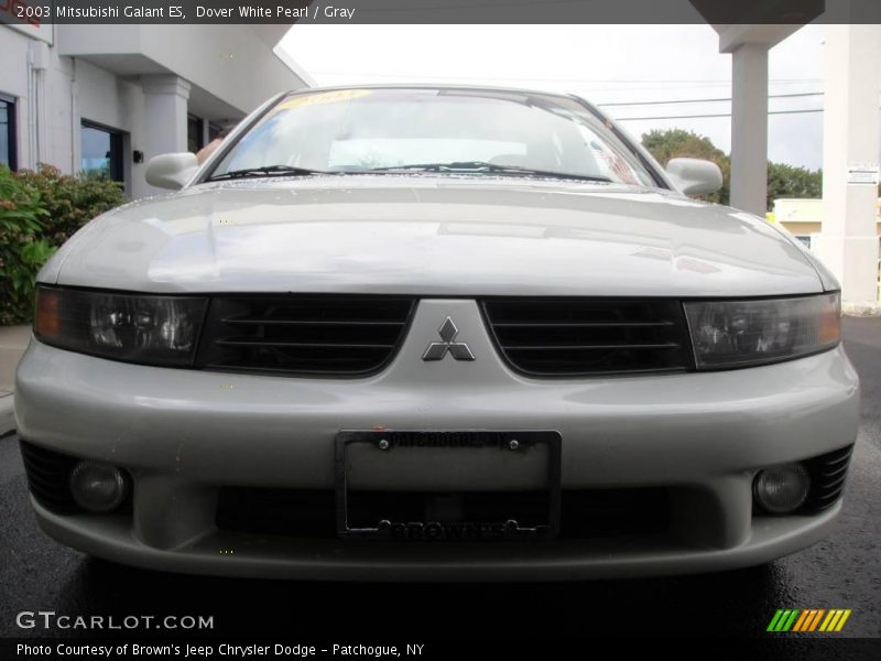 Dover White Pearl / Gray 2003 Mitsubishi Galant ES