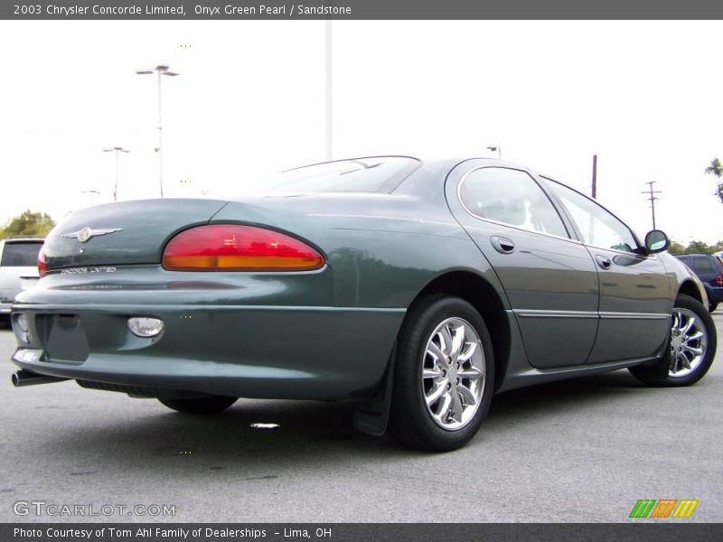 Onyx Green Pearl / Sandstone 2003 Chrysler Concorde Limited