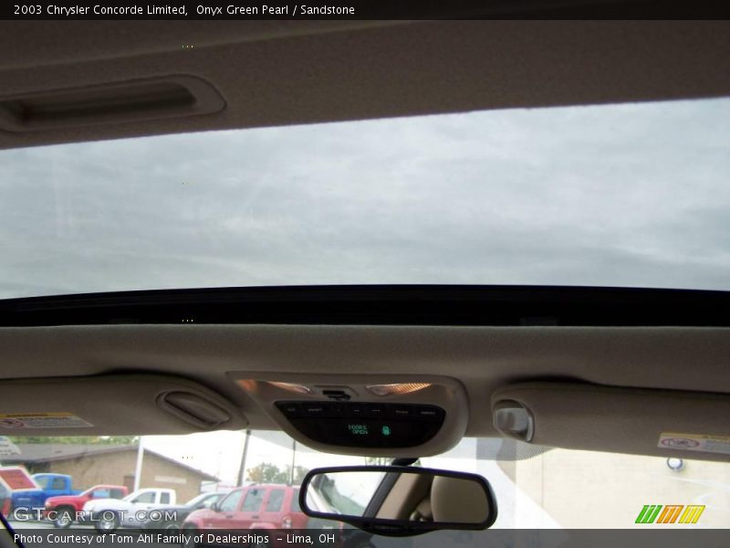 Onyx Green Pearl / Sandstone 2003 Chrysler Concorde Limited