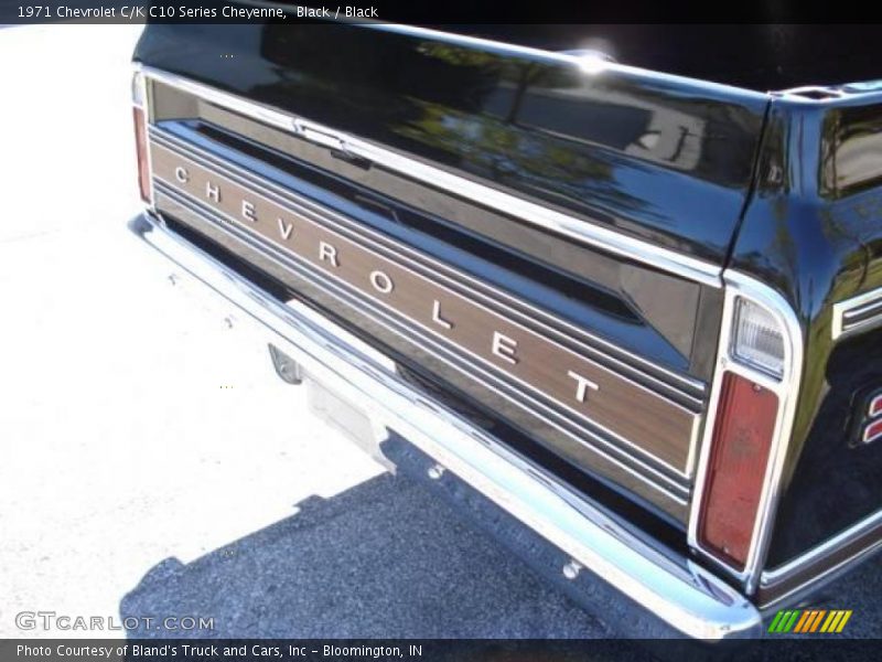 Black / Black 1971 Chevrolet C/K C10 Series Cheyenne