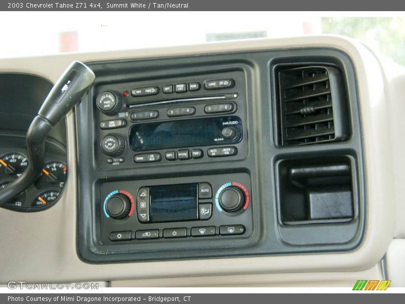 Summit White / Tan/Neutral 2003 Chevrolet Tahoe Z71 4x4