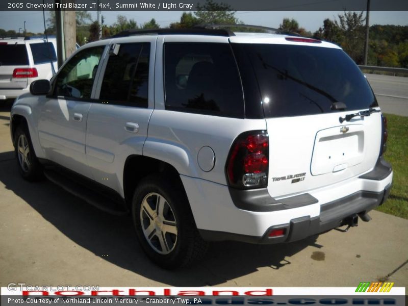 Summit White / Light Gray 2005 Chevrolet TrailBlazer LT 4x4