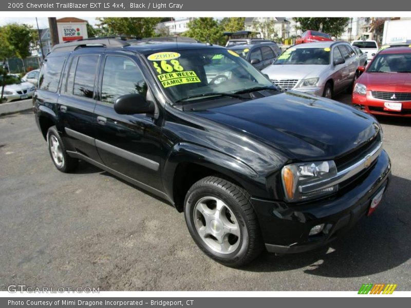 Black / Light Gray 2005 Chevrolet TrailBlazer EXT LS 4x4