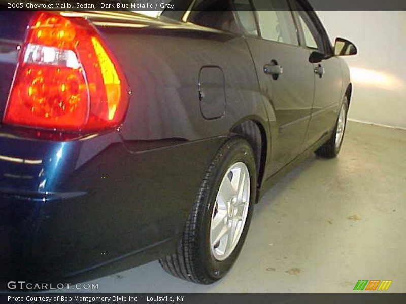 Dark Blue Metallic / Gray 2005 Chevrolet Malibu Sedan