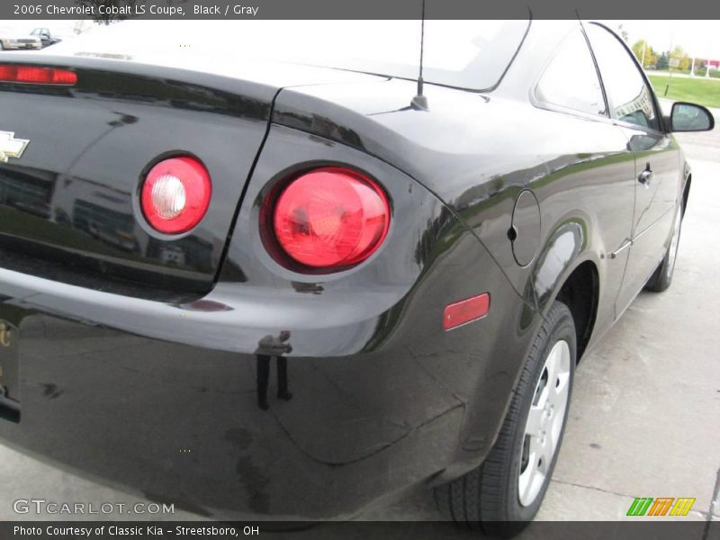 Black / Gray 2006 Chevrolet Cobalt LS Coupe