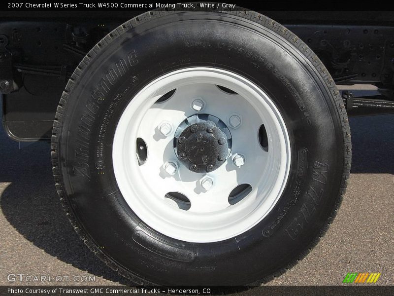 White / Gray 2007 Chevrolet W Series Truck W4500 Commercial Moving Truck