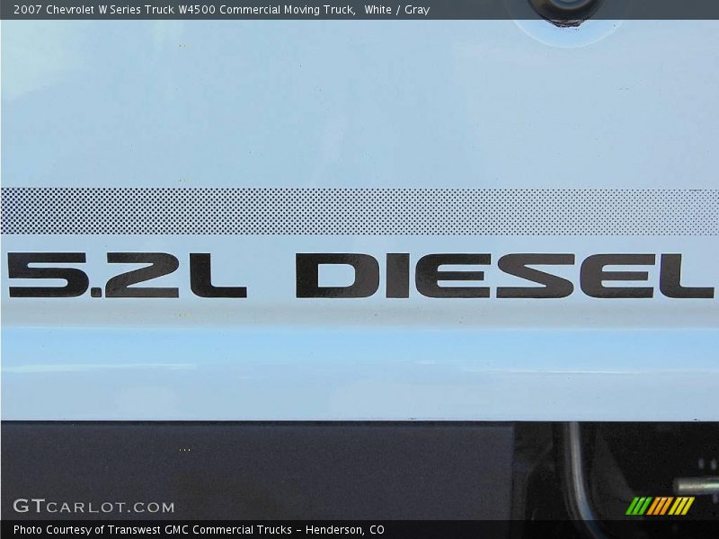 White / Gray 2007 Chevrolet W Series Truck W4500 Commercial Moving Truck