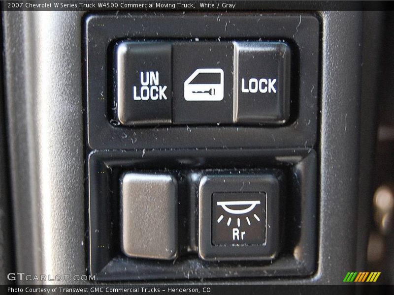 White / Gray 2007 Chevrolet W Series Truck W4500 Commercial Moving Truck