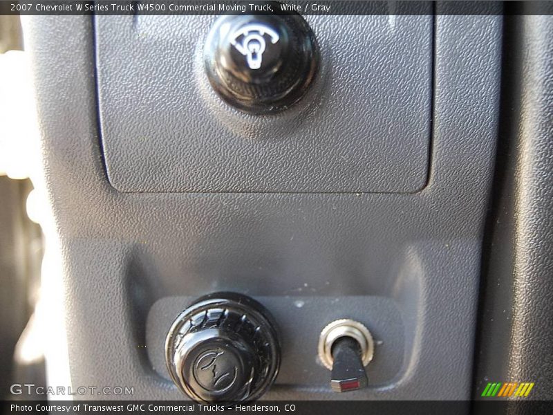 White / Gray 2007 Chevrolet W Series Truck W4500 Commercial Moving Truck