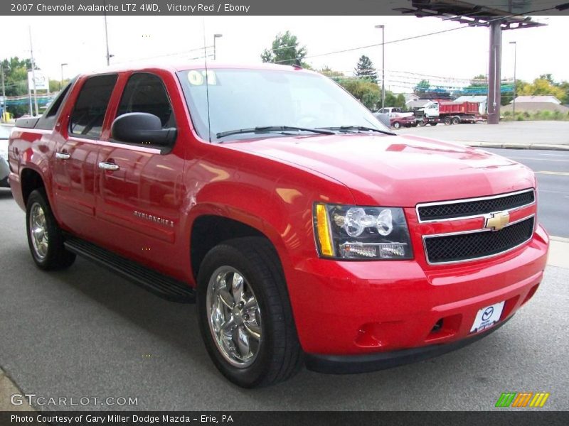 Victory Red / Ebony 2007 Chevrolet Avalanche LTZ 4WD