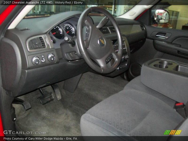 Victory Red / Ebony 2007 Chevrolet Avalanche LTZ 4WD