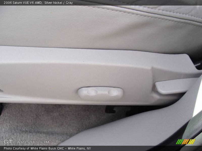 Silver Nickel / Gray 2006 Saturn VUE V6 AWD