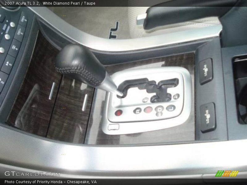White Diamond Pearl / Taupe 2007 Acura TL 3.2