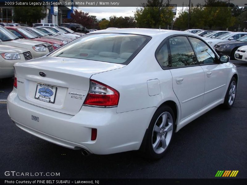 Satin White Pearl / Warm Ivory 2009 Subaru Legacy 2.5i Sedan