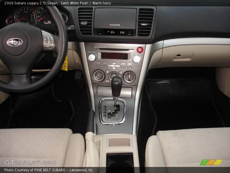 Satin White Pearl / Warm Ivory 2009 Subaru Legacy 2.5i Sedan