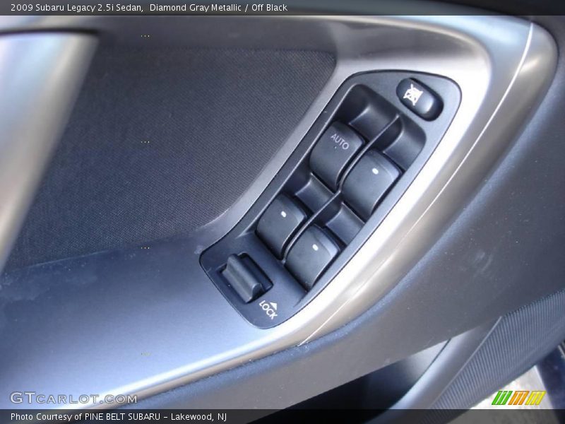 Diamond Gray Metallic / Off Black 2009 Subaru Legacy 2.5i Sedan
