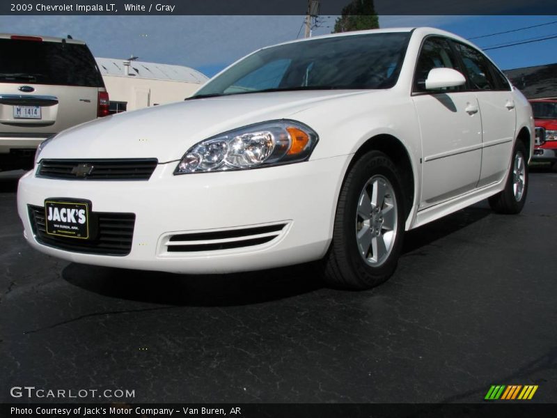White / Gray 2009 Chevrolet Impala LT
