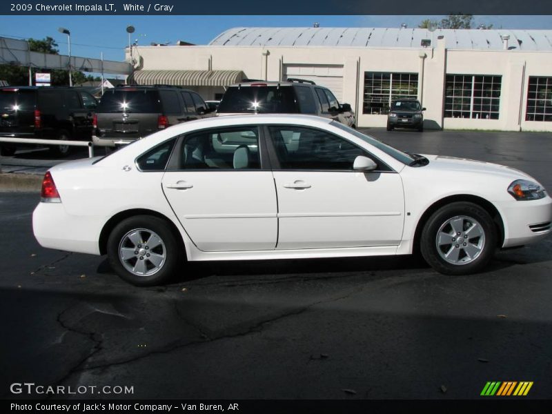 White / Gray 2009 Chevrolet Impala LT
