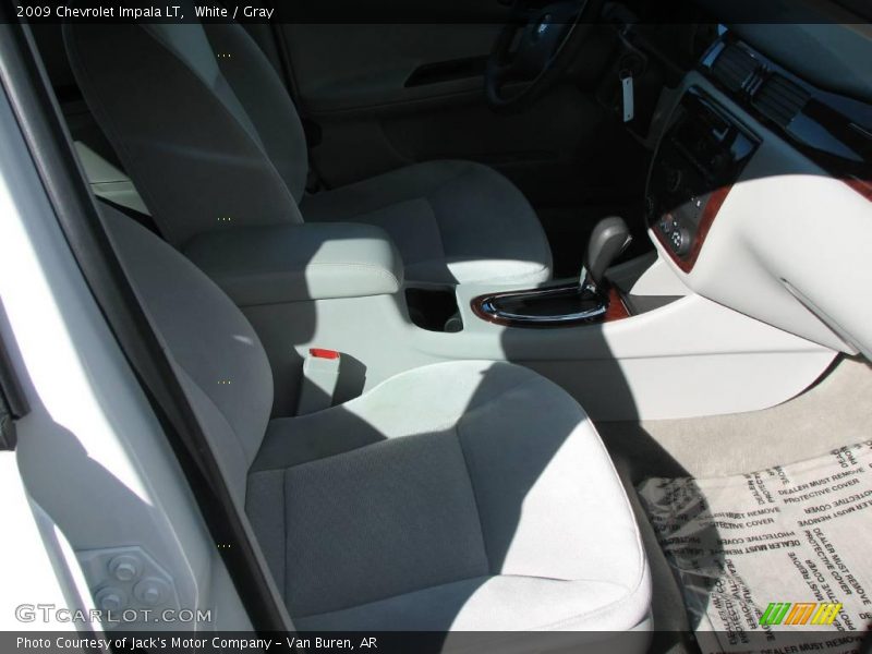 White / Gray 2009 Chevrolet Impala LT
