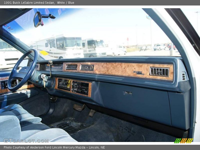 White / Blue 1991 Buick LeSabre Limited Sedan